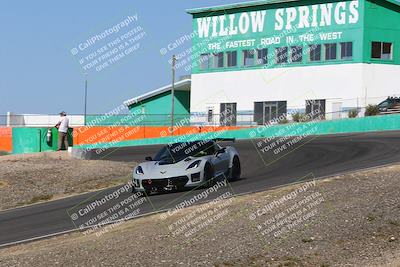 media/May-21-2025-Open Track Racing (Wed) [[0cf463b4fb]]/Blue/Session 1 (Turn 4b)/